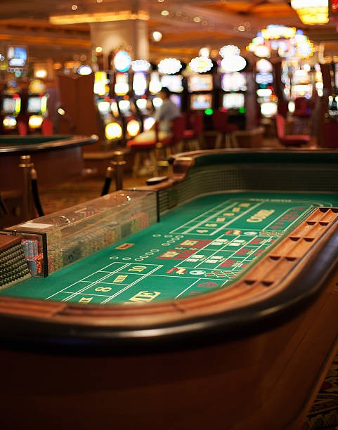Live dealer studio with multiple camera angles at asokavip